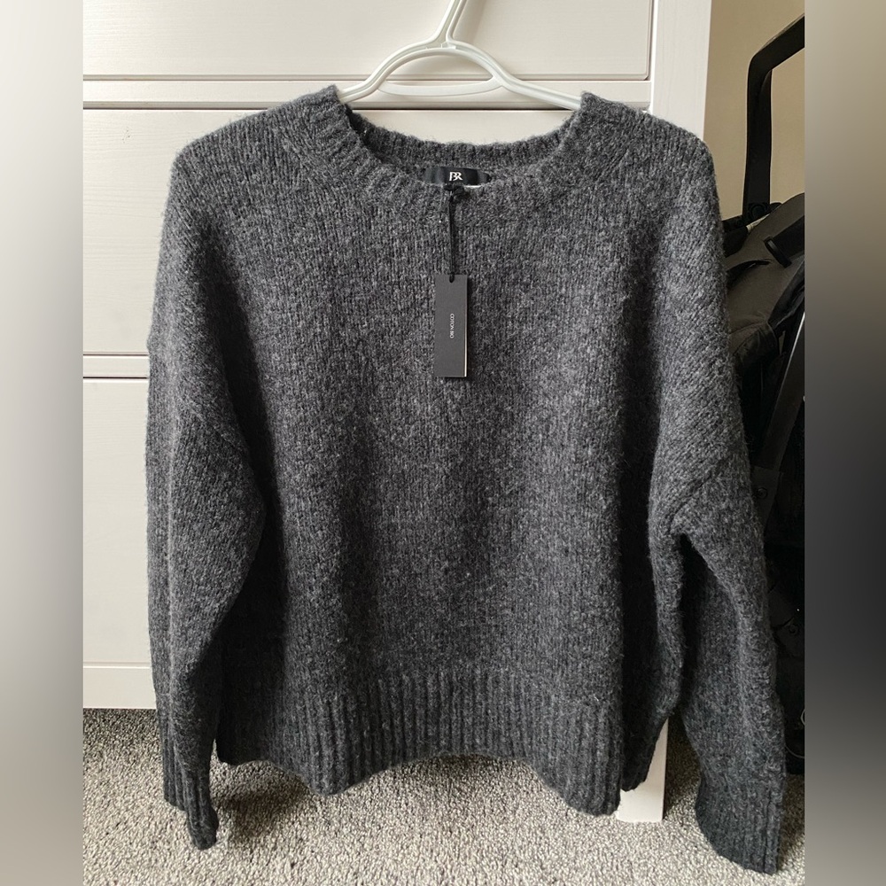 BNWT Banana Republic Cozy Grey Chunky Knit Sweater with Ribbed Cuffs and Hem (M)